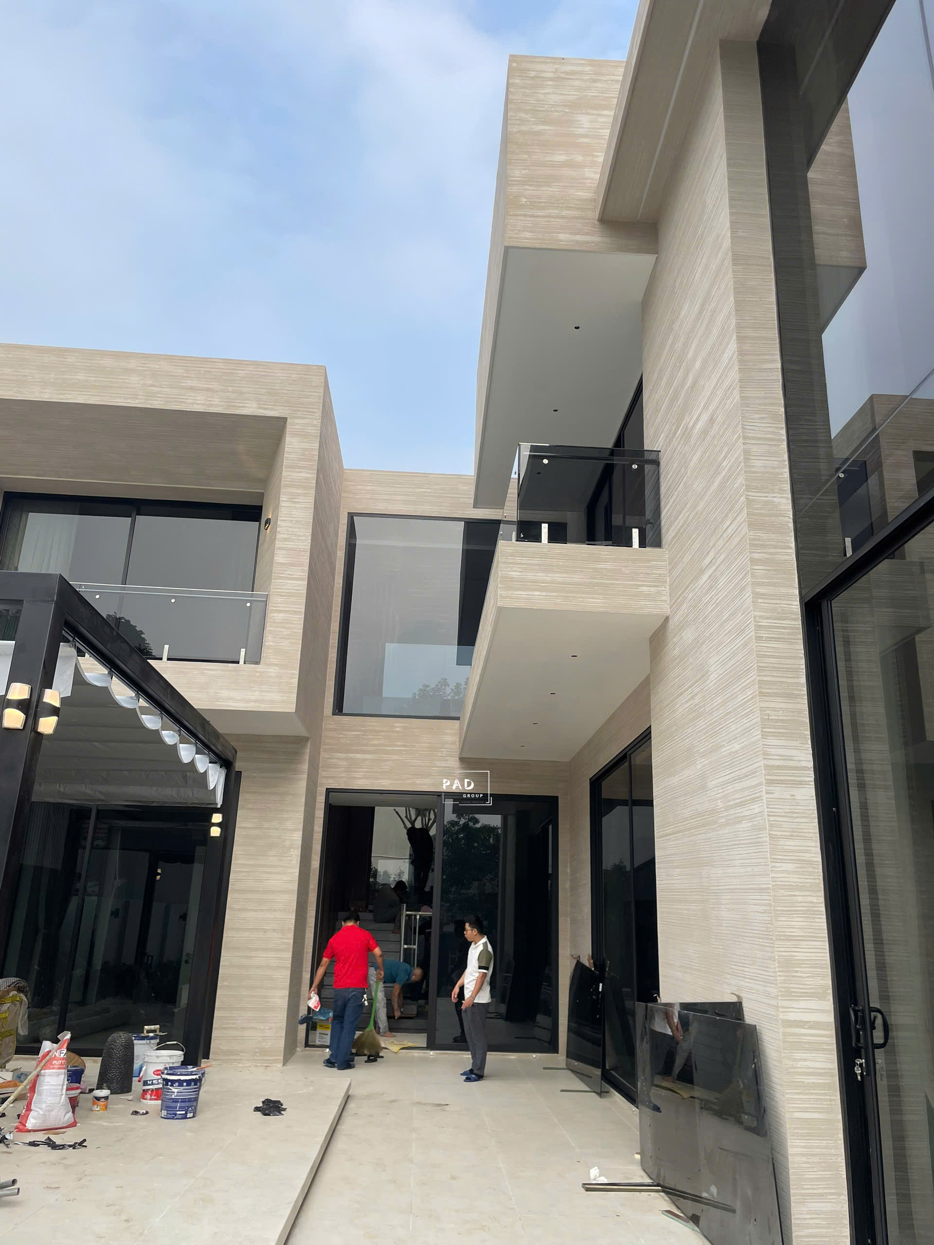 z6427610416580_f4b03265cc18d443115e387fef06e4db